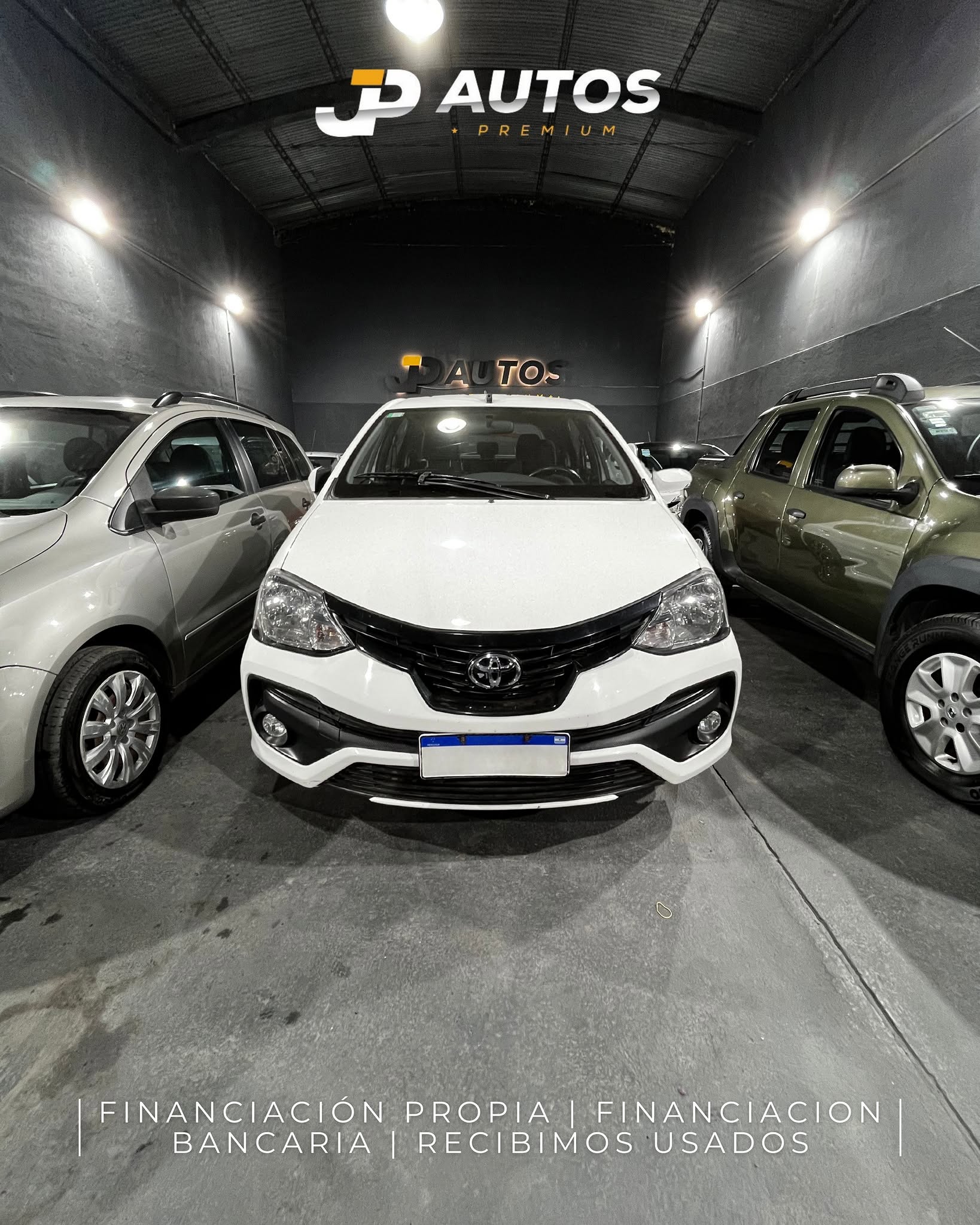 Toyota Etios en la agencia de JP Autos Premium